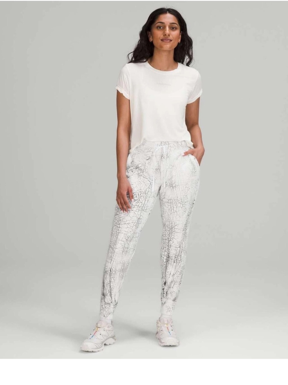 Lululemon Warm Down Jogger in the Thread Dye White Black size 12